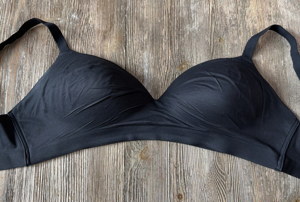 Soma black Enbliss wireless 36DD full coverage seamless comfort bra lined